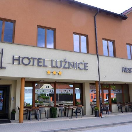 卢日尼采酒店 Planá nad Lužnicí 外观 照片